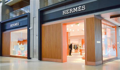 Hermes storefront